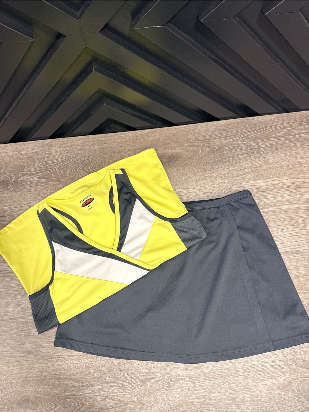 bolle Womens Yellow White and Gray Athletic Skort Tennis Set Size M L